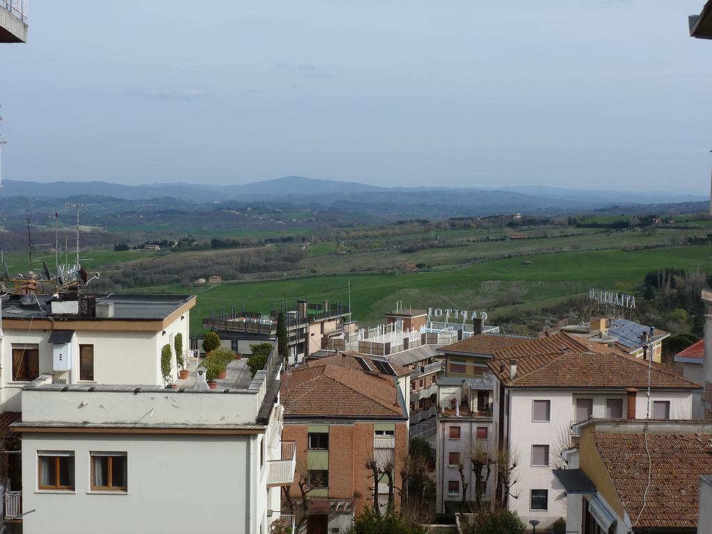 Enzo Lettings Apartamento Chianciano Terme Exterior foto